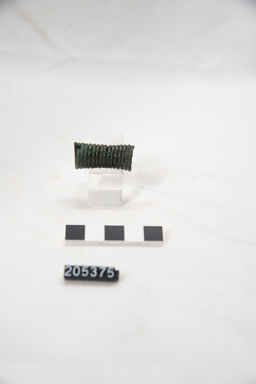 anello - produzione indigena (seconda metà SECOLI/ VIII a.C)