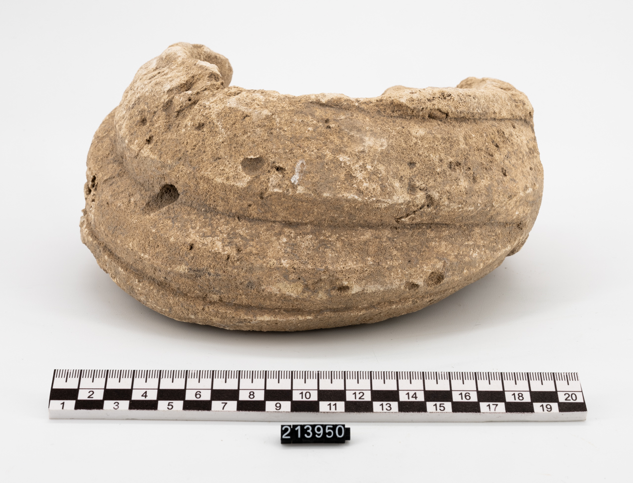 elemento architettonico/ gorgone (SECOLI/ V a.C)