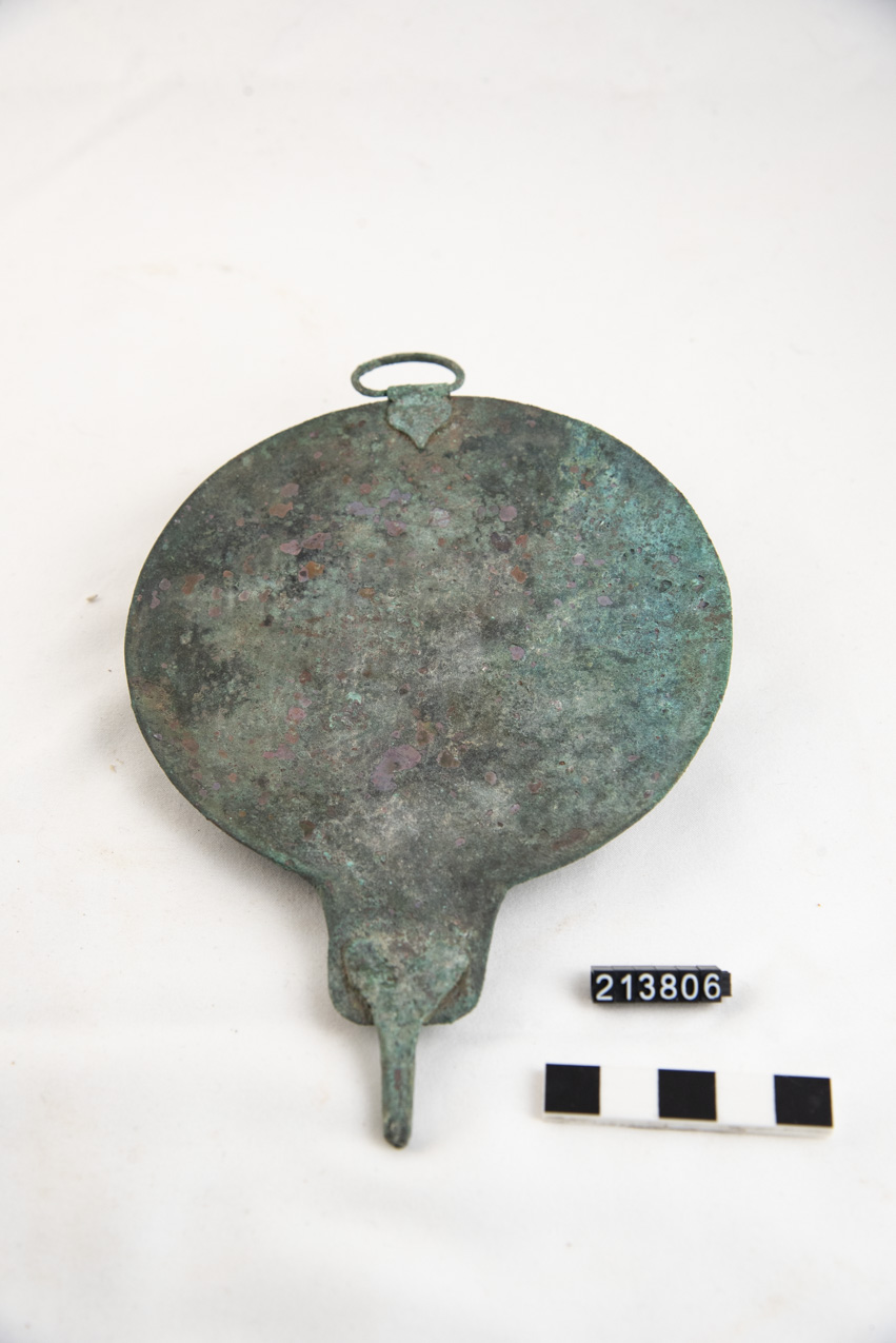 specchio (seconda metà SECOLI/ IV a.C)