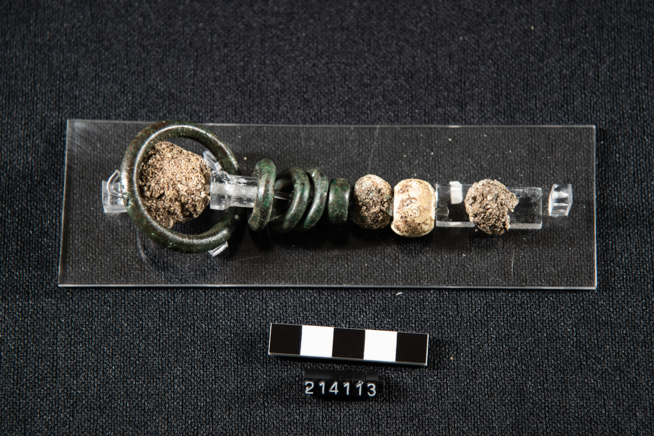 pendente (fine/ inizio VII-VI sec. a.C)