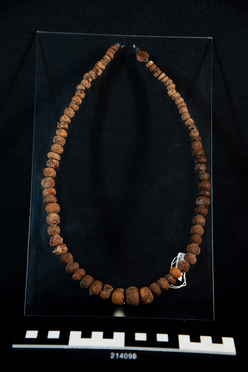 collana (fine/ inizio VII-VI sec. a.C)