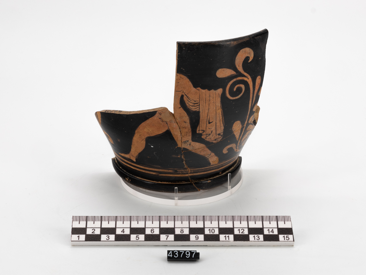 skyphos (SECOLI/ IV-III sec. a.C)