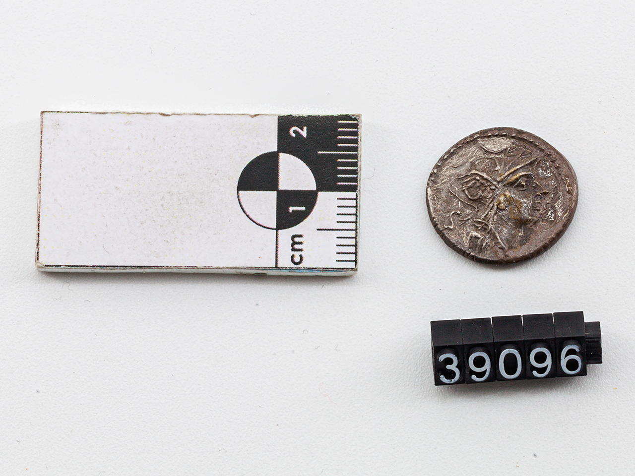 moneta - Denario - ambito romano (SECOLI/ I a.C)