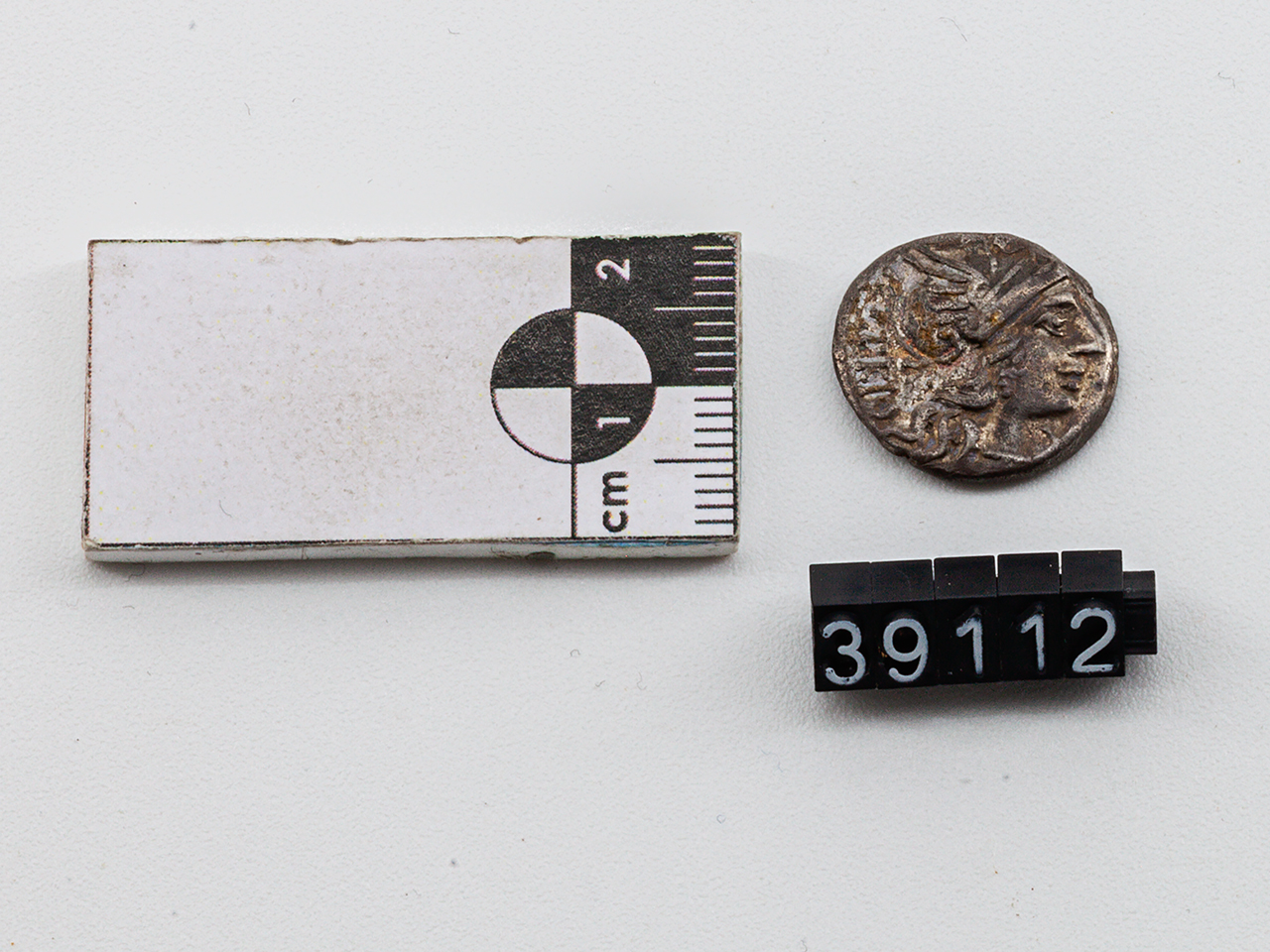 moneta - Denario - ambito romano (SECOLI/ II a.C)