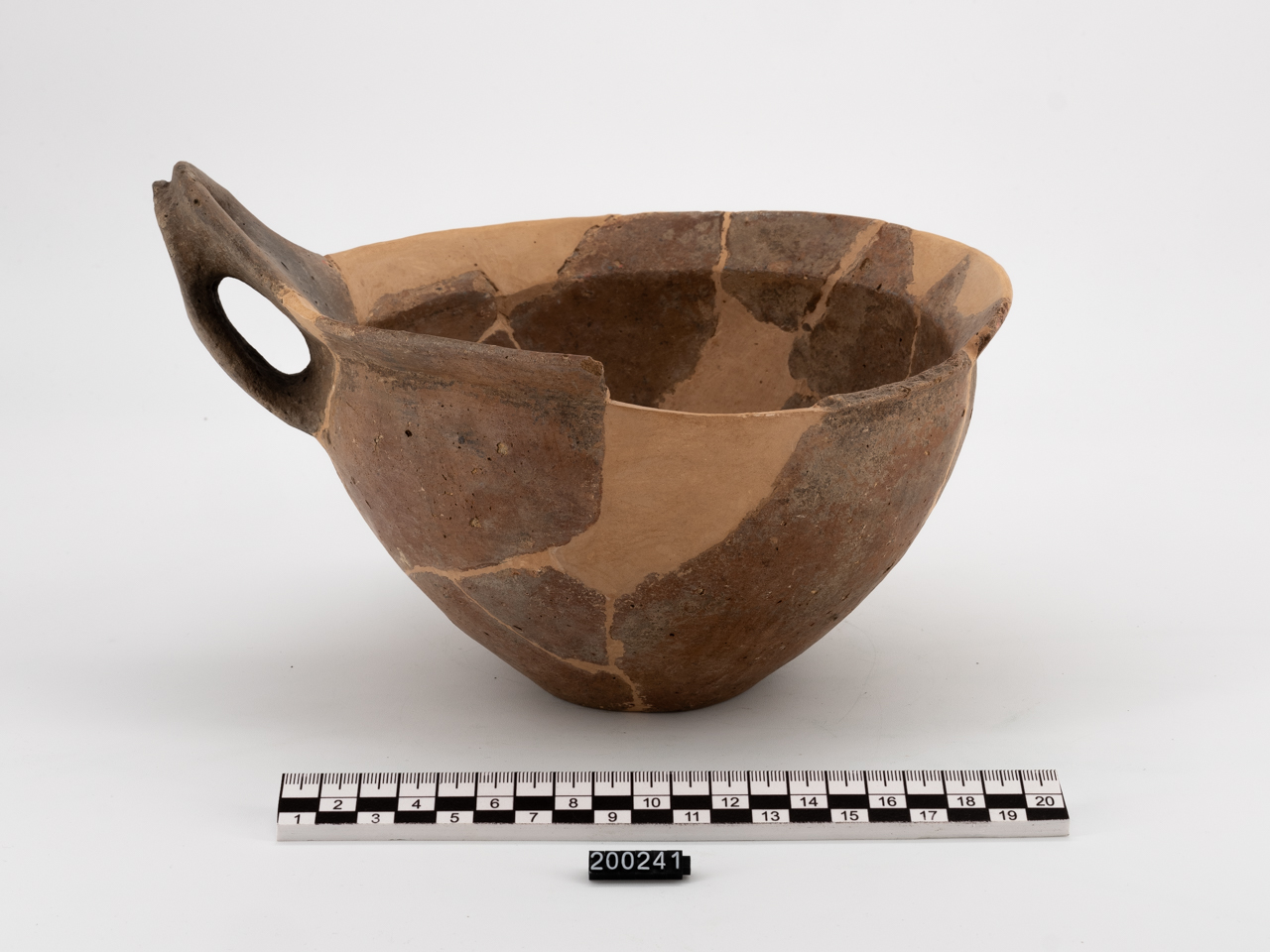 ciotola (PERIODIZZAZIONI/ PROTOSTORIA/ Età del Bronzo)