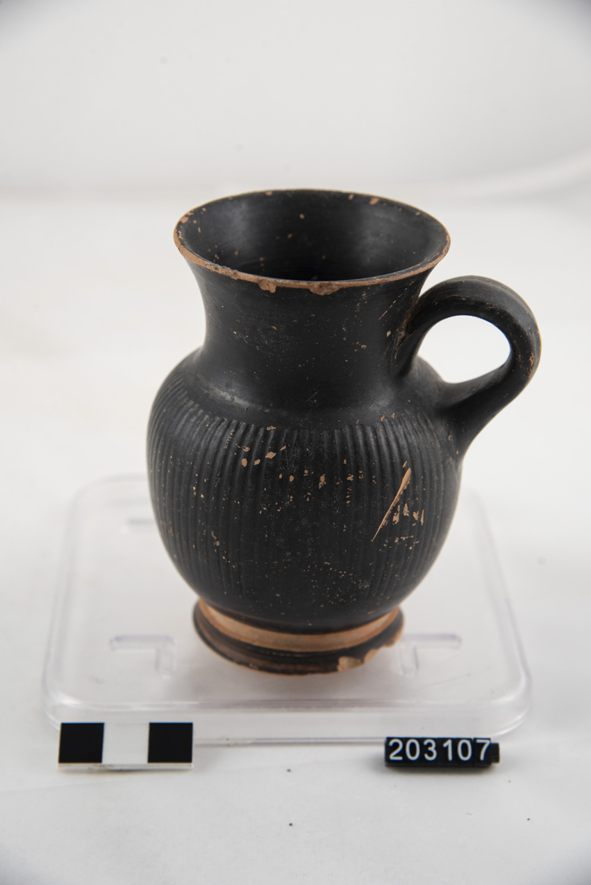 oinochoe (inizio SECOLI/ III a.C)