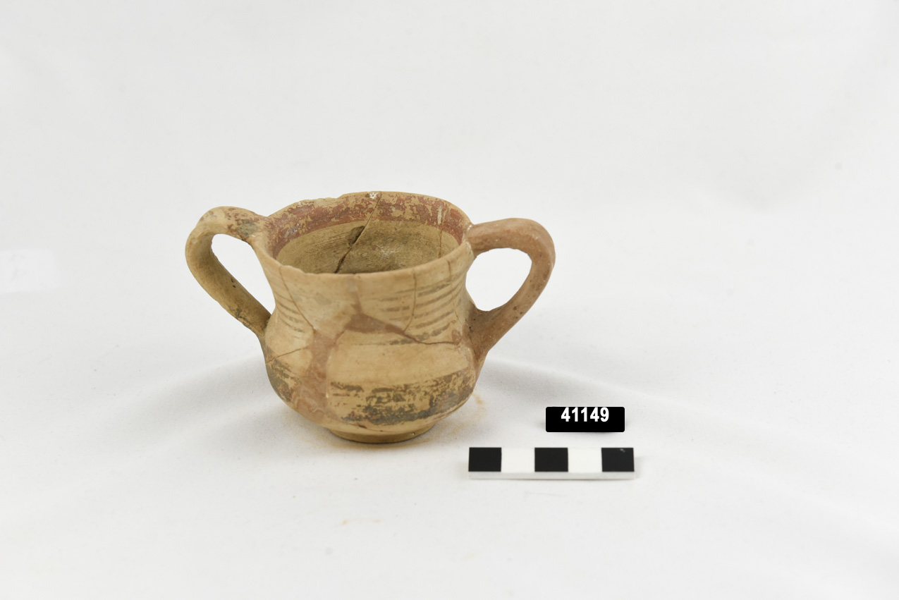 kantharos - produzione locale (metà SECOLI/ VII a.C)