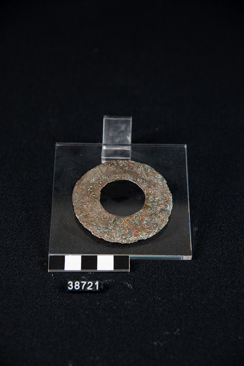 pendaglio - produzione indigena (metà/ inizio SECOLI/ VIII a.C./ VII a.C)