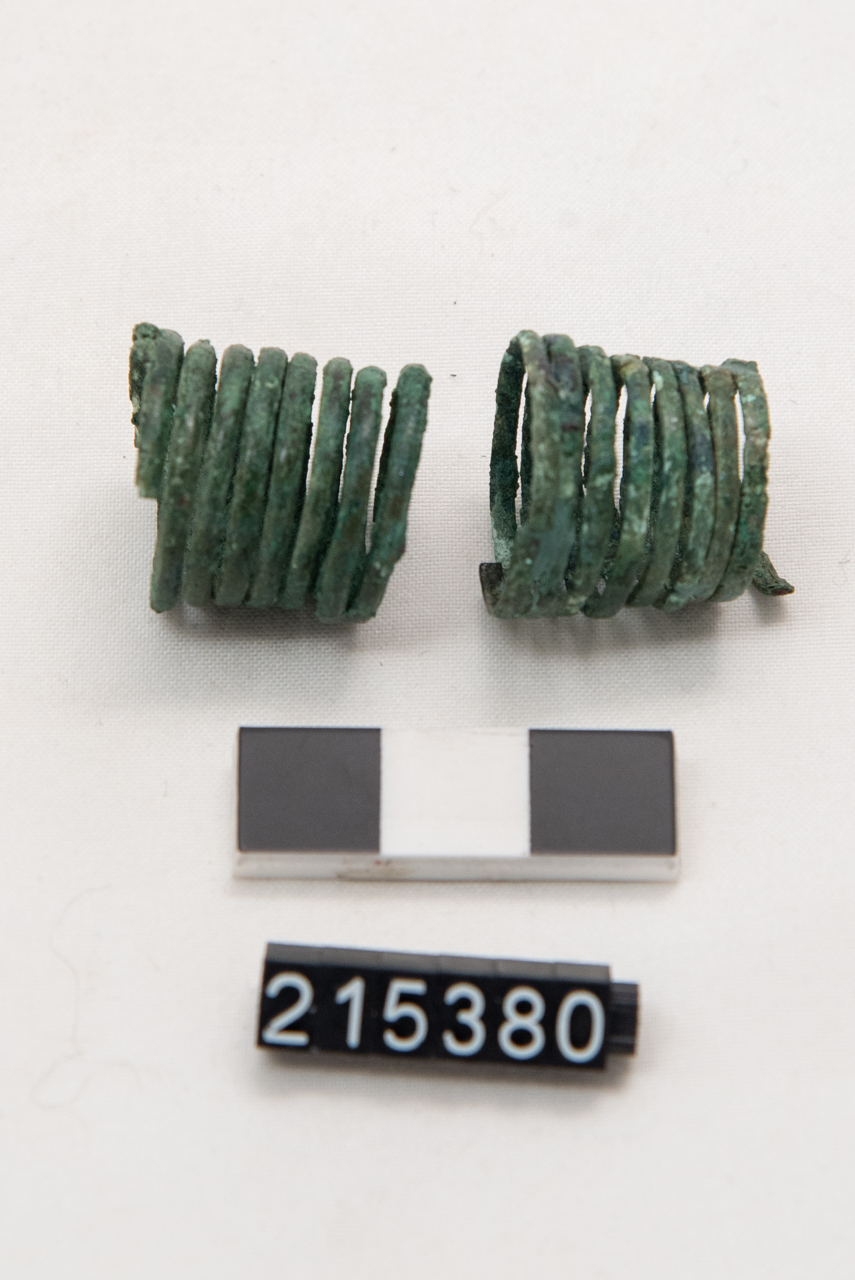 anello digitale a spirale (SECOLI/ VIII a.C)