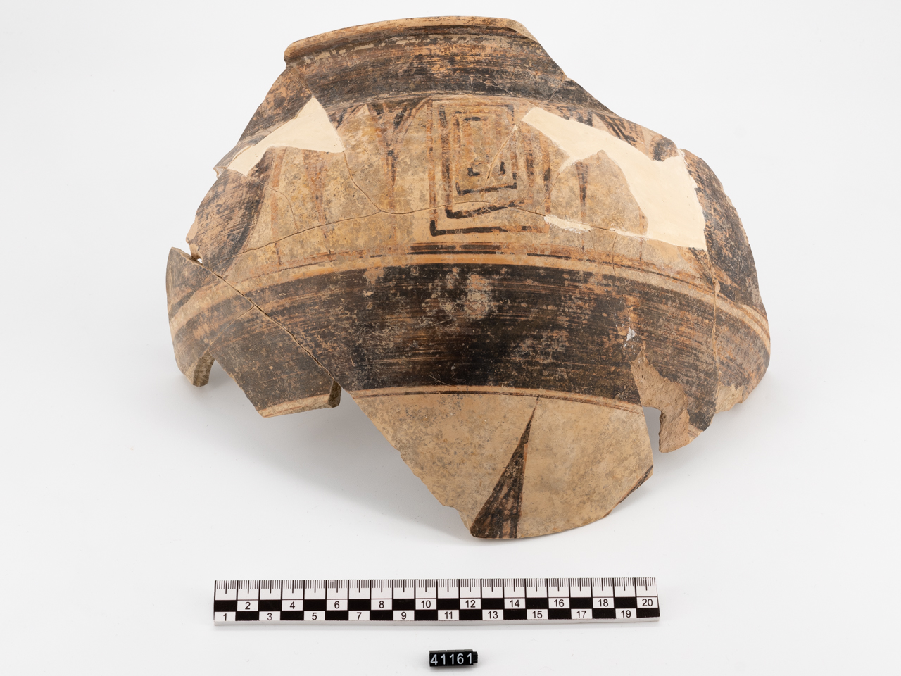 Frammenti di cratere - produzione locale (seconda metà SECOLI/ VII a.C)