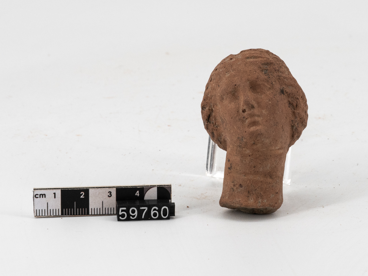 statuetta/ femminile (III a.C)