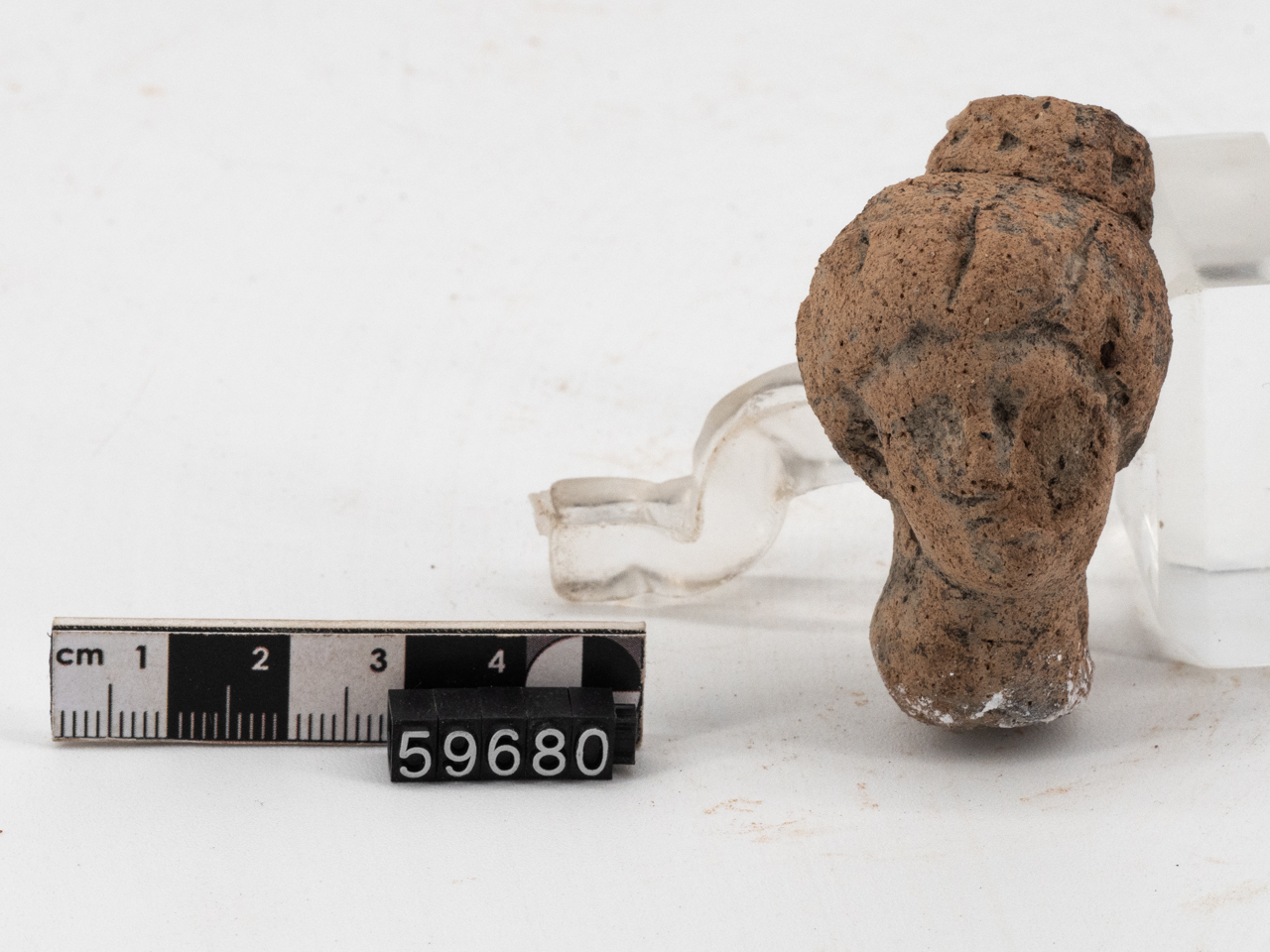 statuetta/ femminile (III a.C)