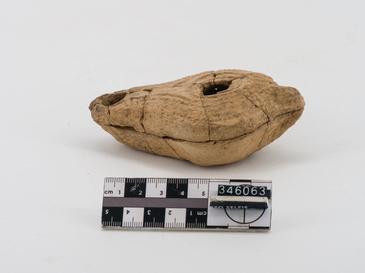 lucerna, a matrice (ca SECOLI/ ARCHI DI SECOLI/ V-VI)