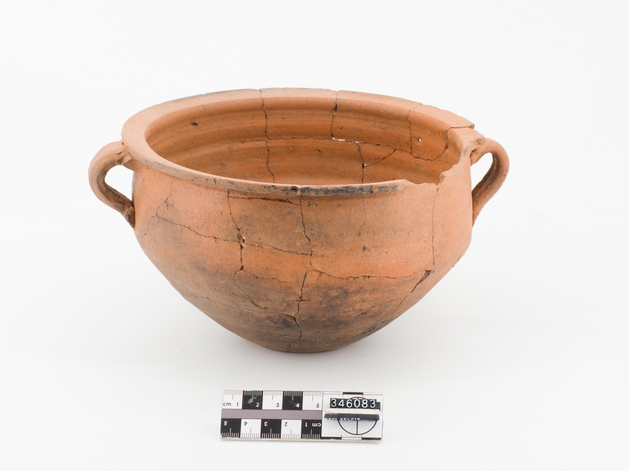 pentola, biansata (ca SECOLI/ ARCHI DI SECOLI/ IV-V)