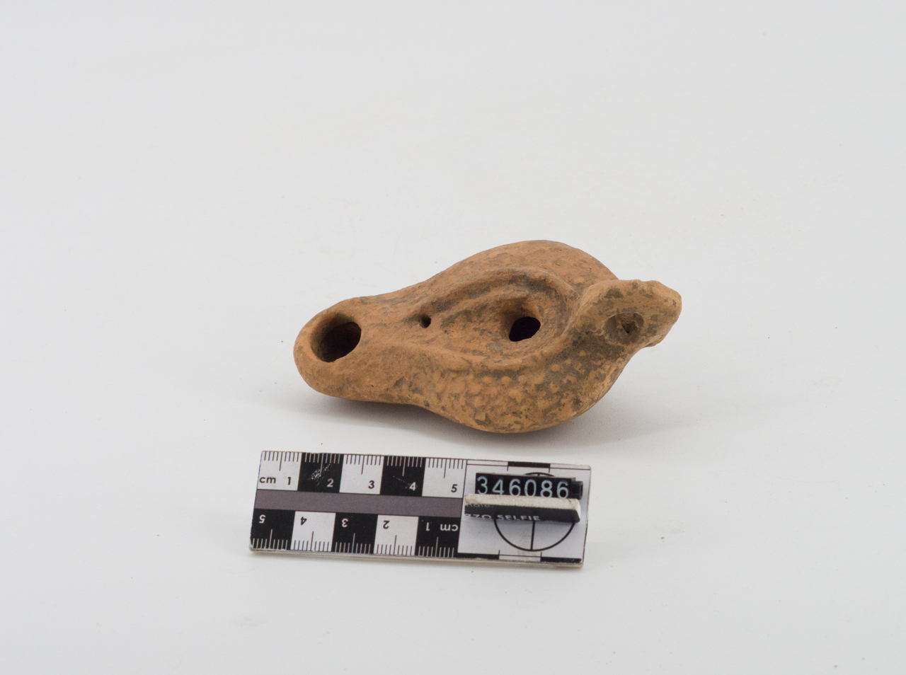 lucerna, a matrice (ca SECOLI/ ARCHI DI SECOLI/ IV-V)