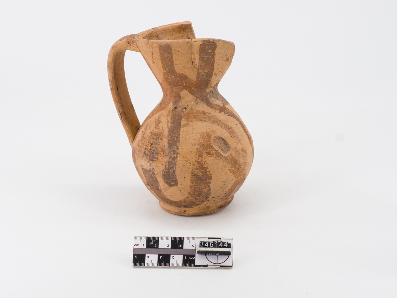 brocca, trilobata (ca SECOLI/ VII)