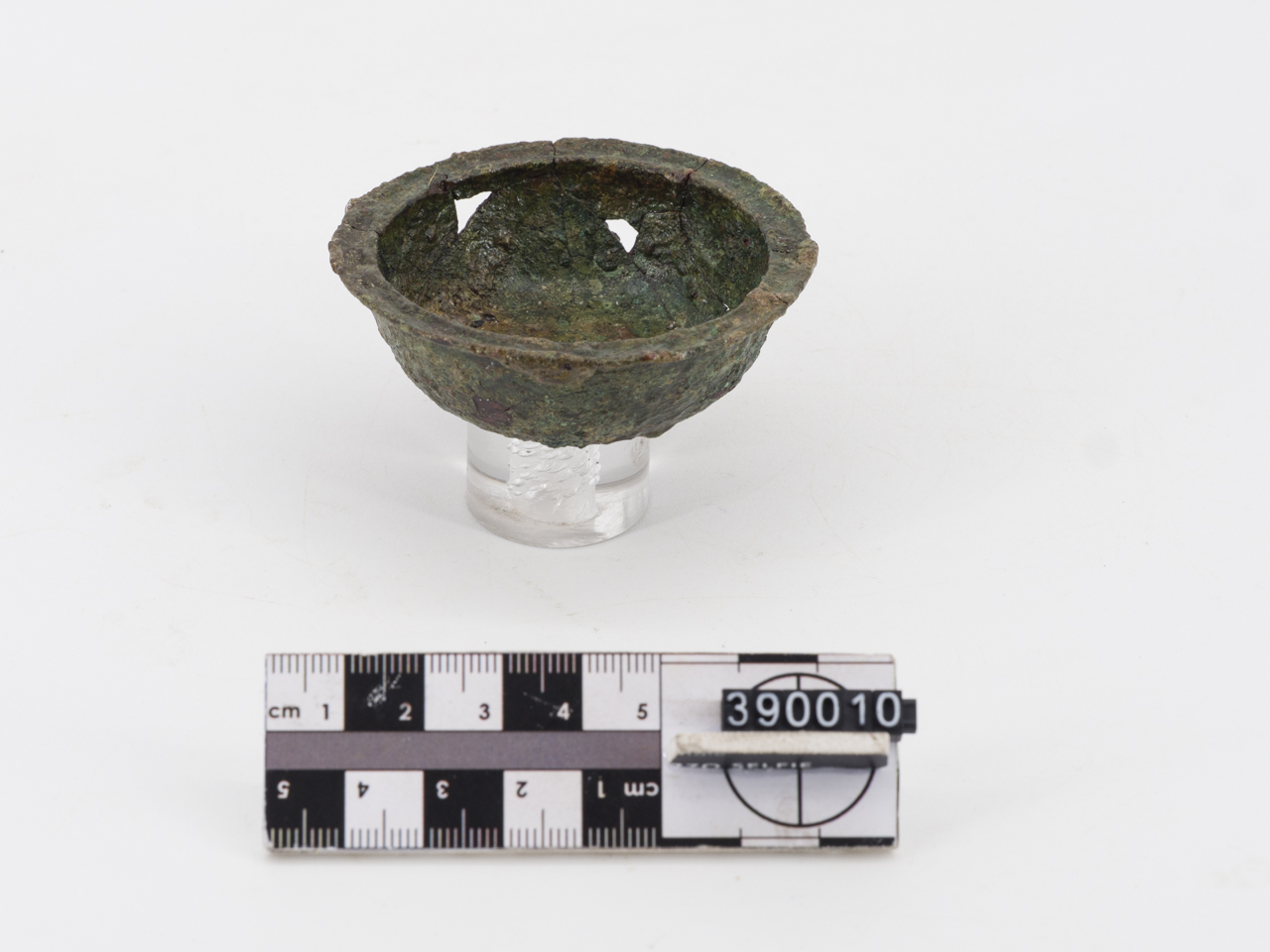 ciotola (ca SECOLI/ ARCHI DI SECOLI/ I-III sec. d.C)