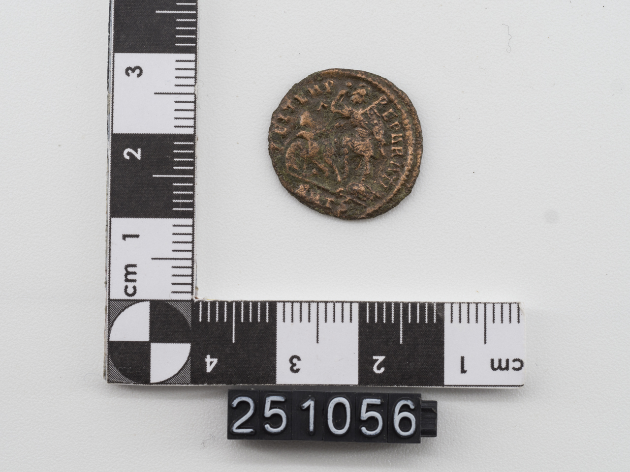 moneta - Follis (terzo quarto SECOLI/ IV)