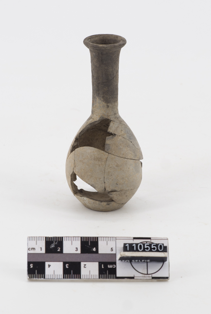 unguentario/ piriforme (ca SECOLI/ ARCHI DI SECOLI/ III a.C.-I a.C)