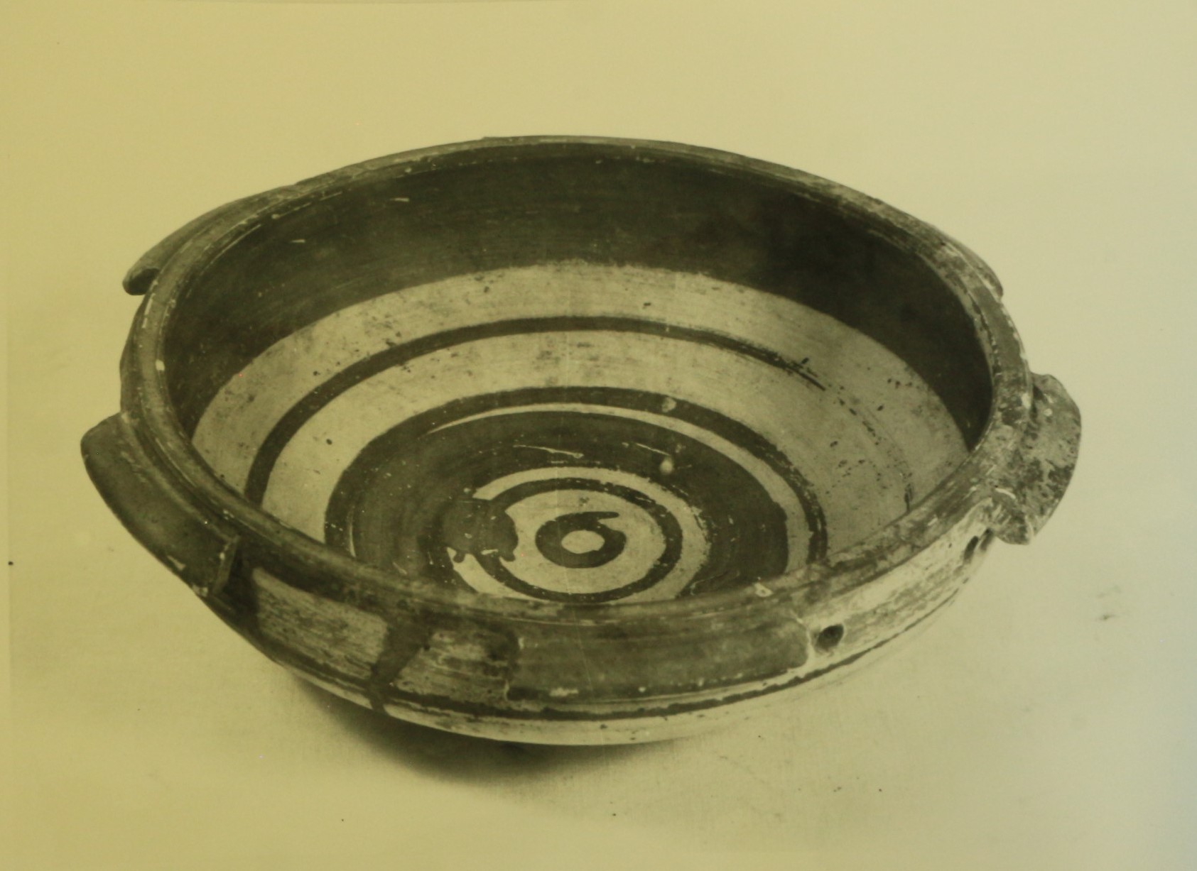 piatto, geometrico enotrio (SECOLI/ V a.C)