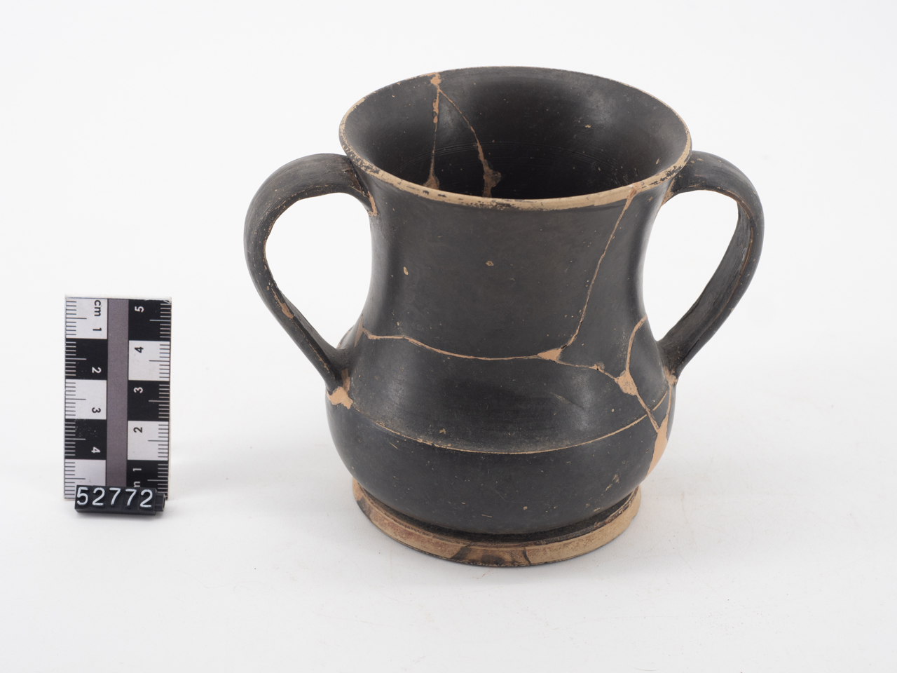 kantharos, vernice nera (SECOLI/ V a.C)