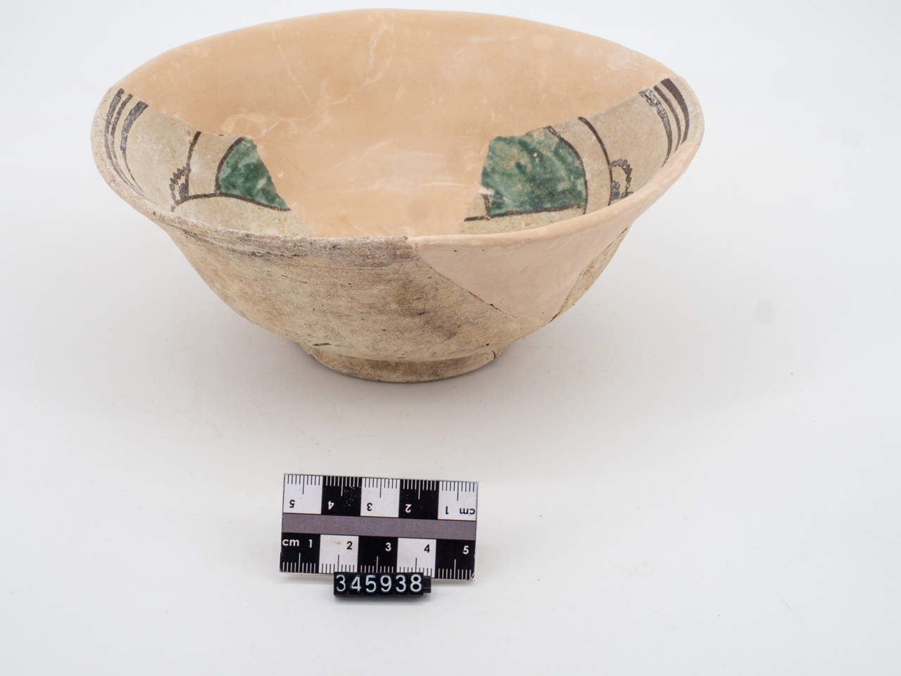 ciotola (prima metà SECOLI/ XIII)