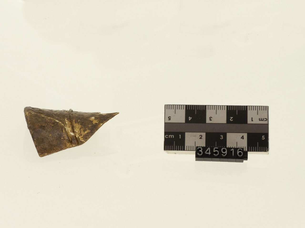 bottiglia/ orlo (ca SECOLI/ ARCHI DI SECOLI/ XIII-XIV)