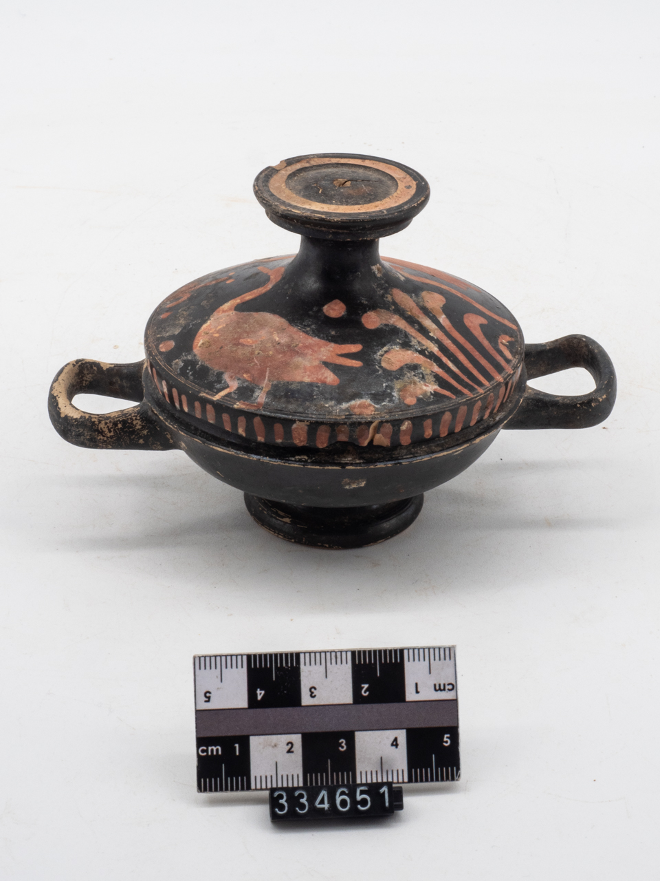 lekanis, Tipo 1.1 di Forentum II (prima metà SECOLI/ IV a.C)