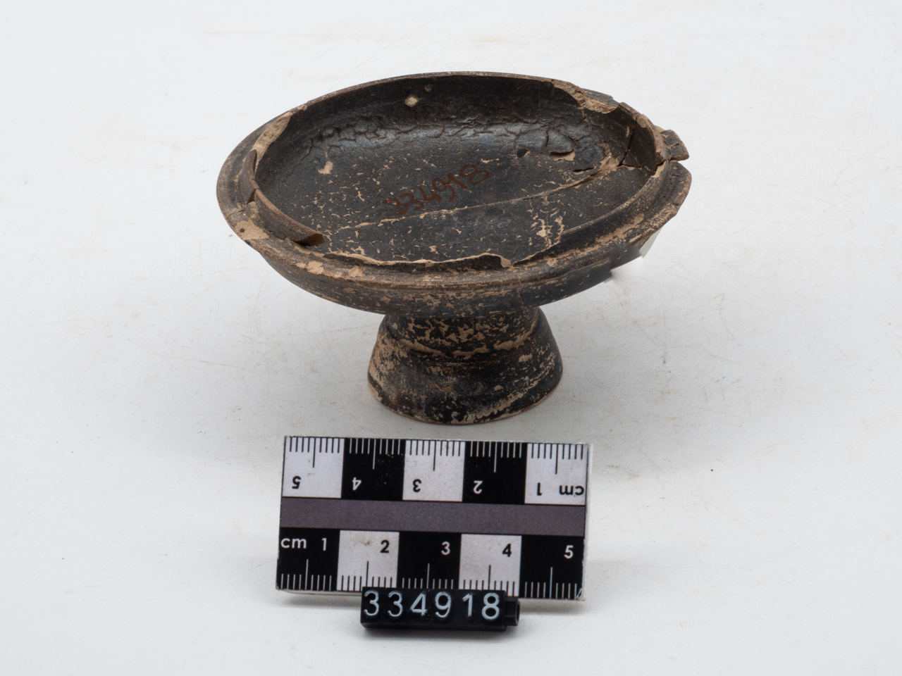 pisside, vasca (fine SECOLI/ IV a.C)