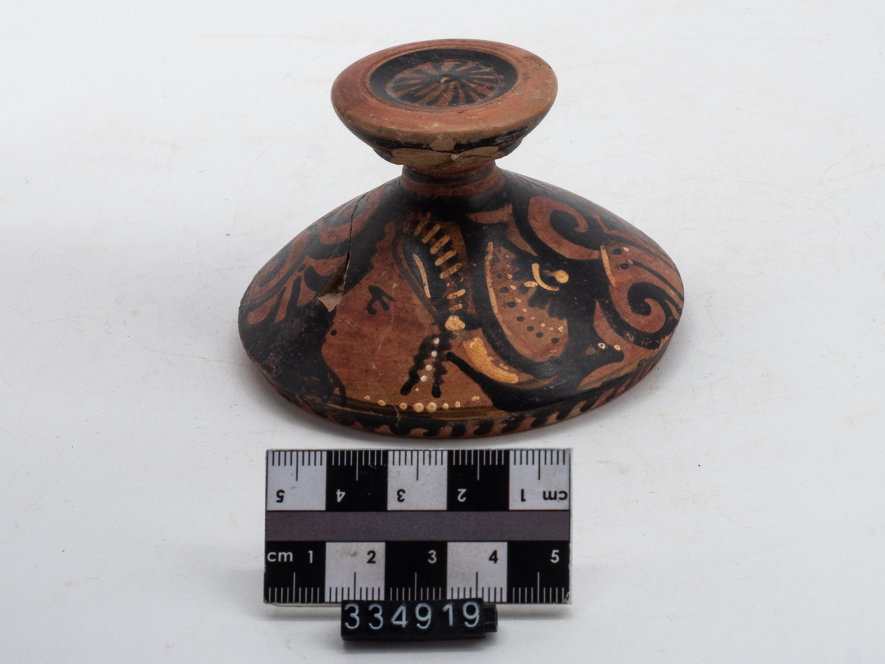 pisside, coperchio (fine SECOLI/ IV a.C)