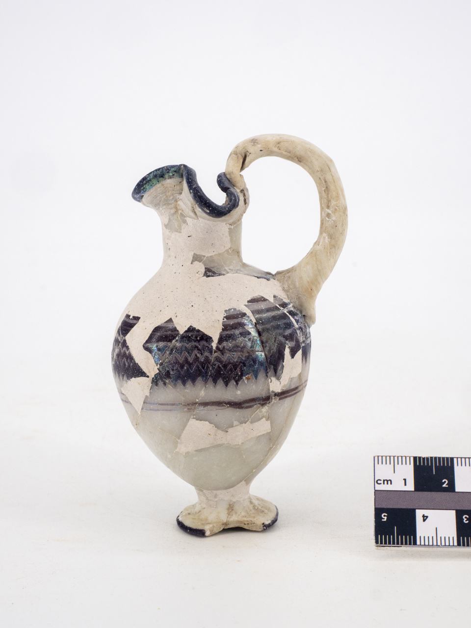 oinochoe (SECOLI/ IV a.C)