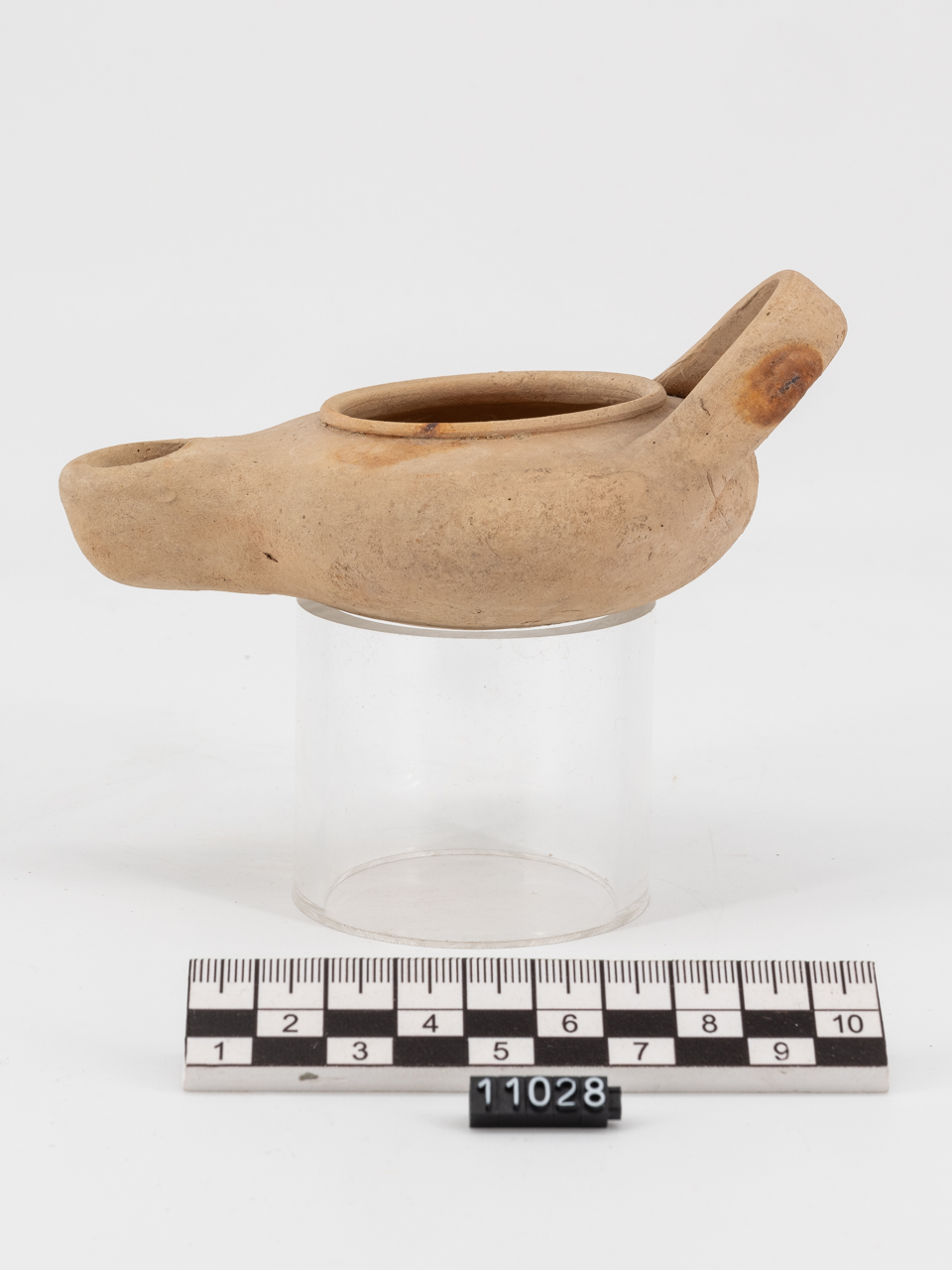 lucerna (metà/ metà IV a.C)