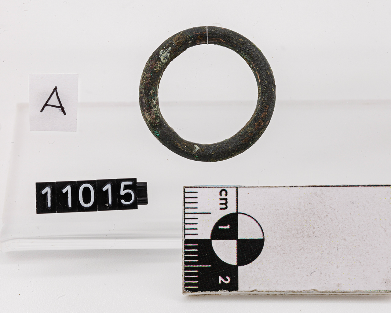 anello (metà/ metà IV a.C)