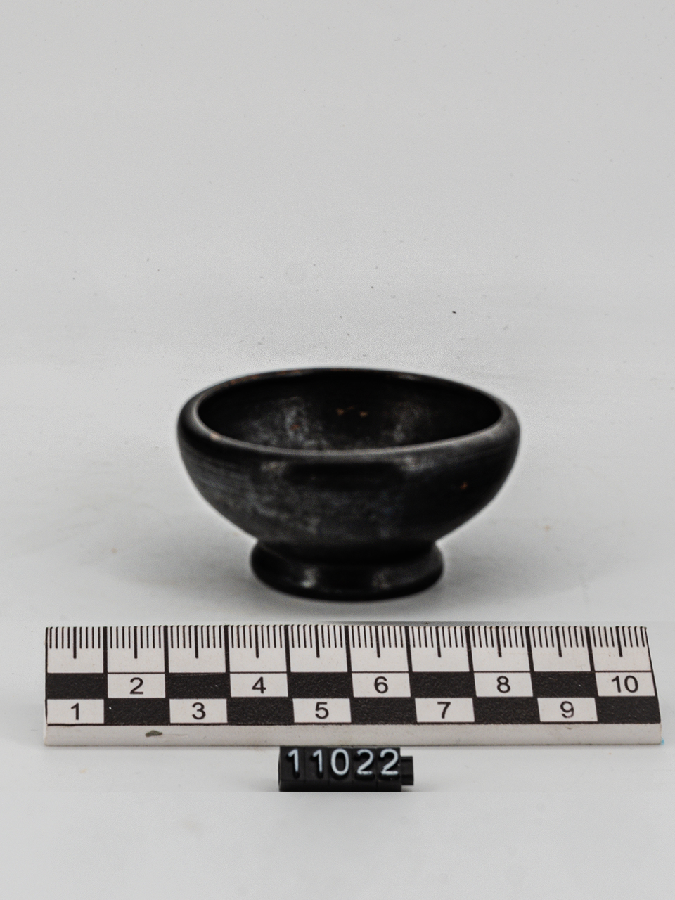 coppetta (metà/ metà IV a.C)