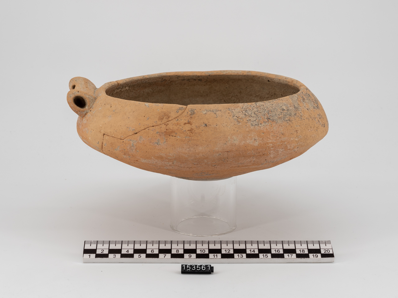 ciotola - stile Diana (Neolitico Medio)