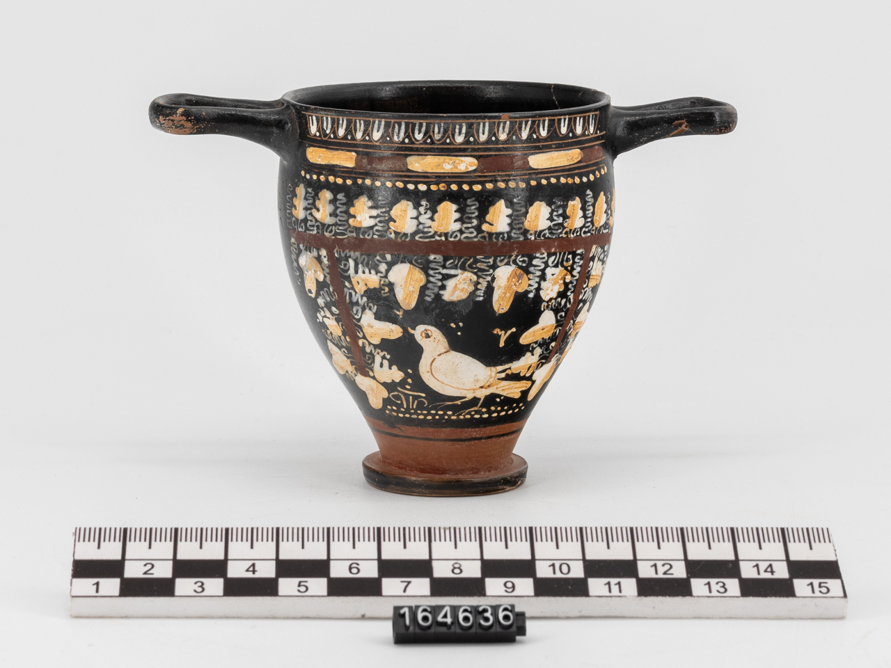 skyphos (SECOLI/ IV a.C)