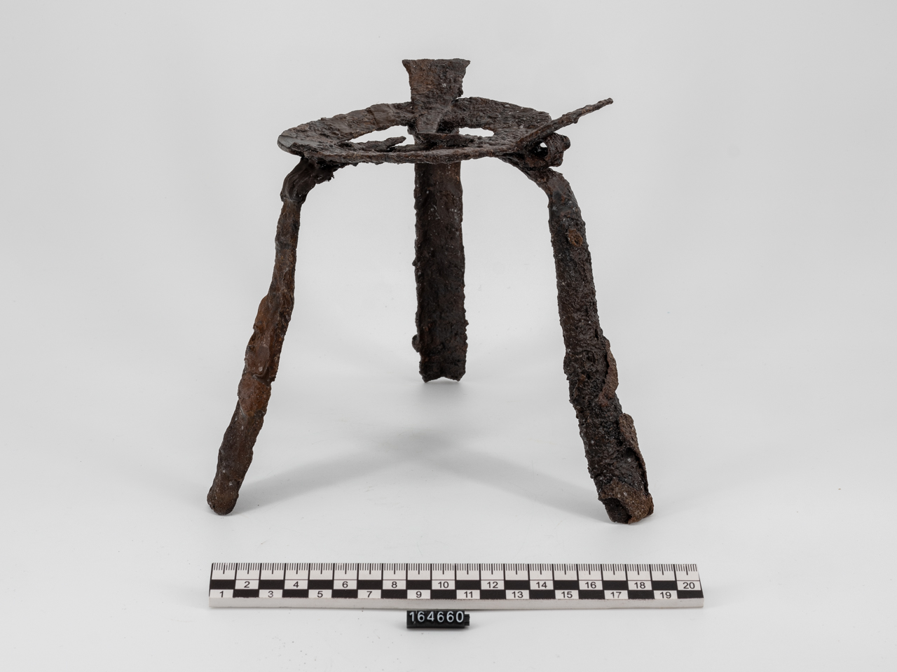 treppiede (SECOLI/ IV a.C)