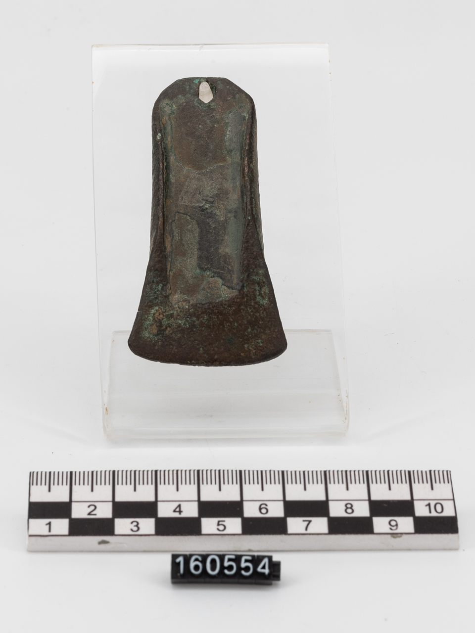 ascia/ a margini rialzati (PERIODIZZAZIONI/ PROTOSTORIA/ Età del Bronzo/ Età del Bronzo antico)