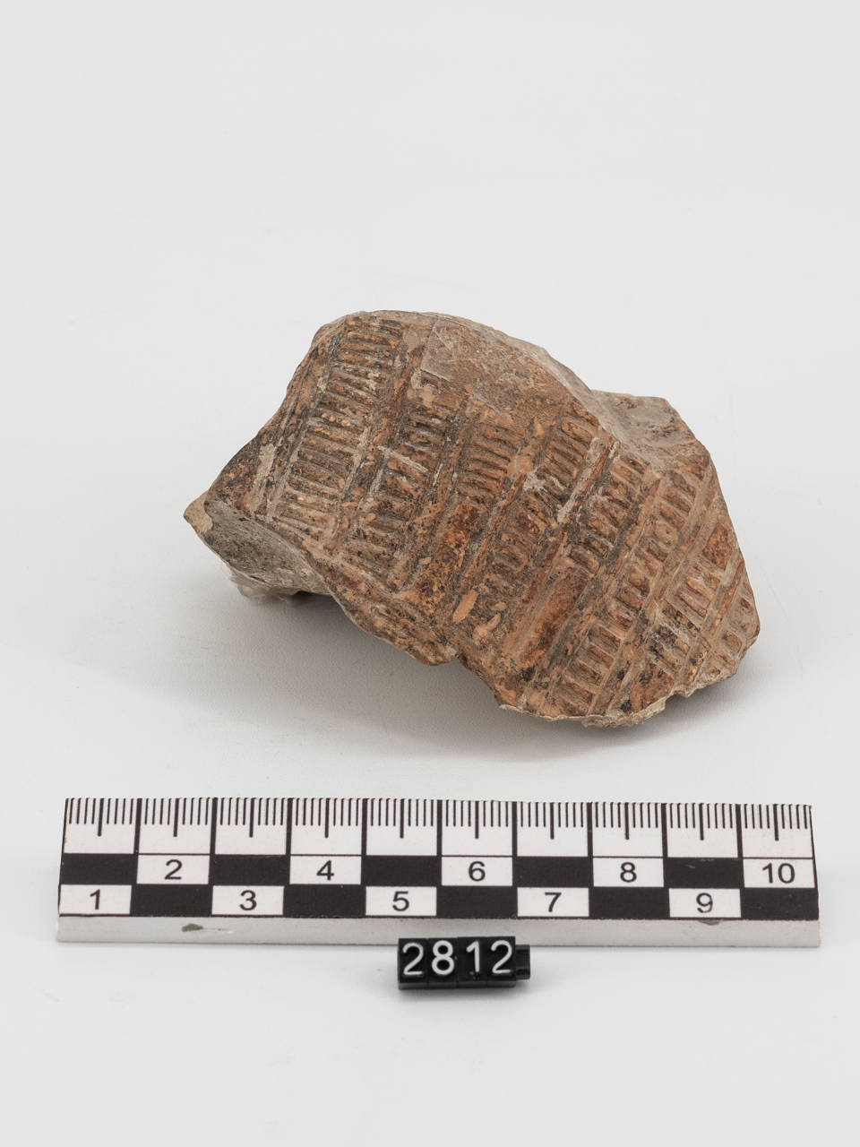 ciottolo/ inciso - Epiromanelliano (PERIODIZZAZIONI/ PREISTORIA/ Paleolitico/ Paleolitico superiore)