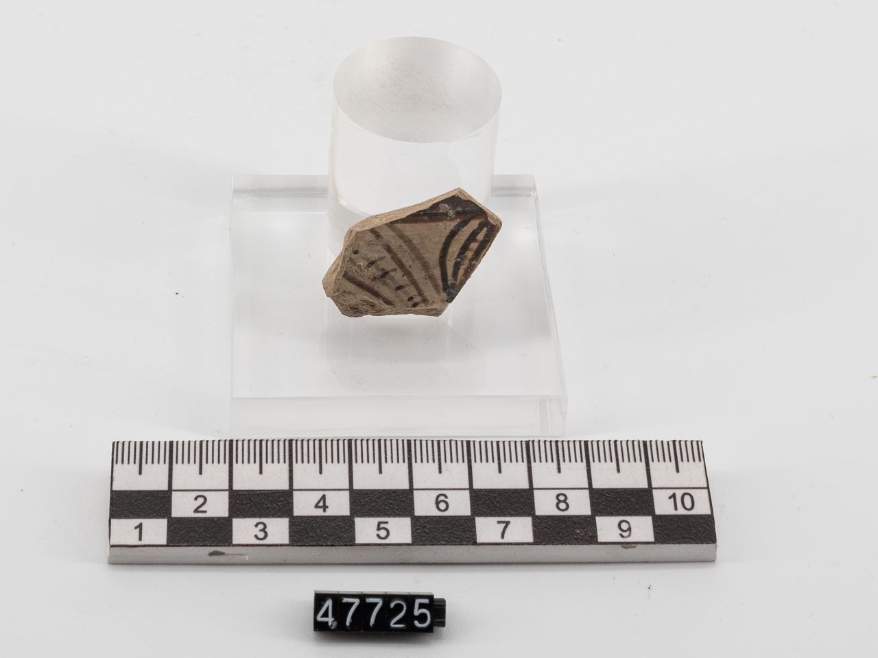 frammento/ parete - Miceneo IIIB2-IIIC1 (PERIODIZZAZIONI/ PROTOSTORIA/ Età del Bronzo/ Età del Bronzo recente)