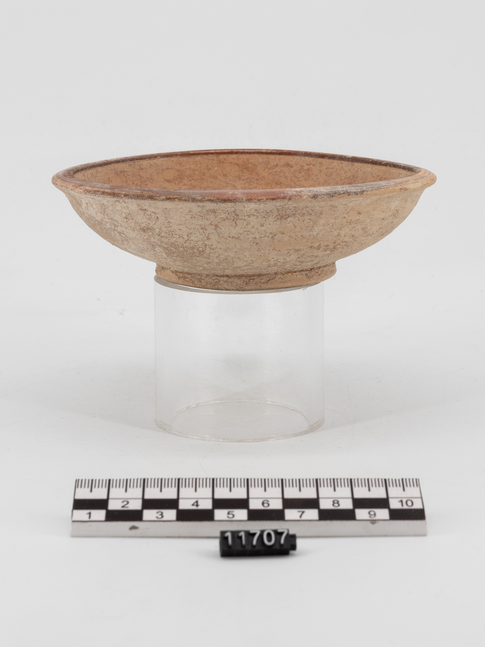 piatto - produzione locale (IV a.C)