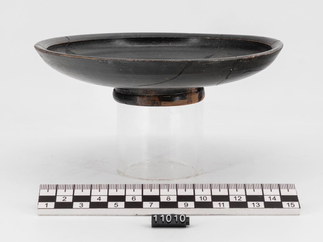 coppa - produzione italiota (fine IV a.C)