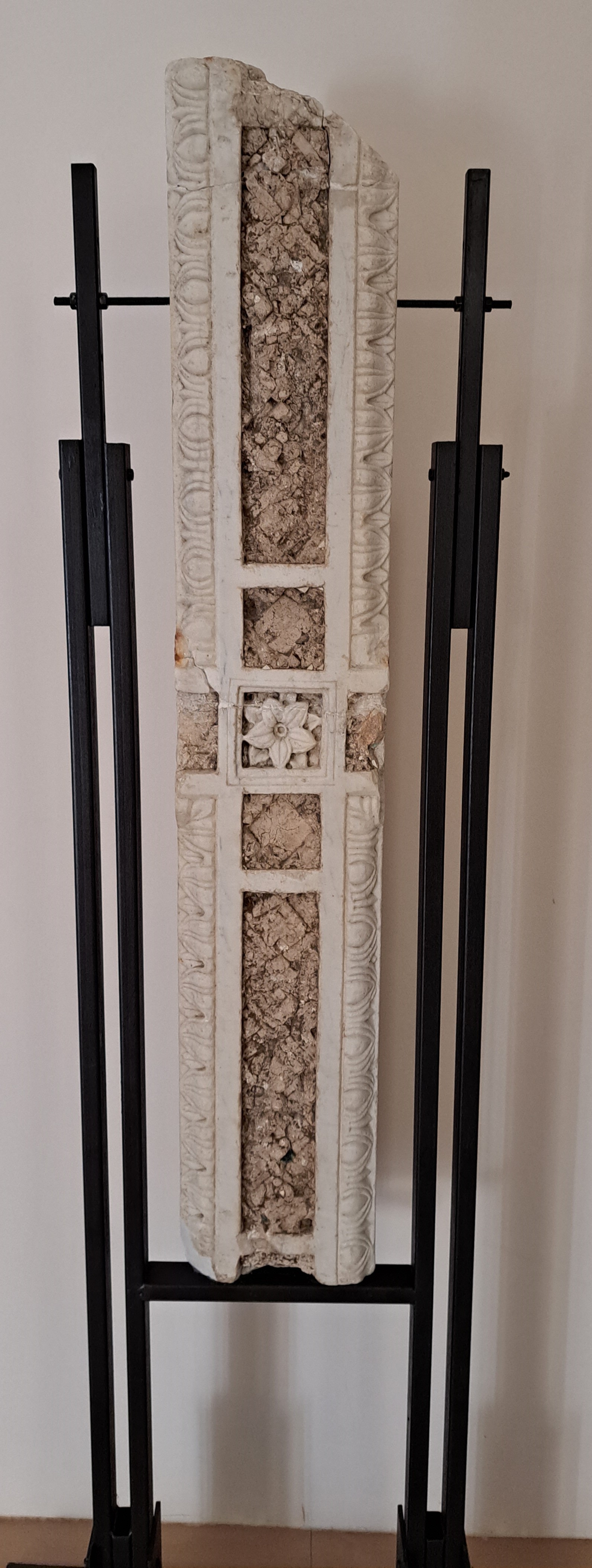 pluteo, frammento - ambito laziale (seconda metà XII)