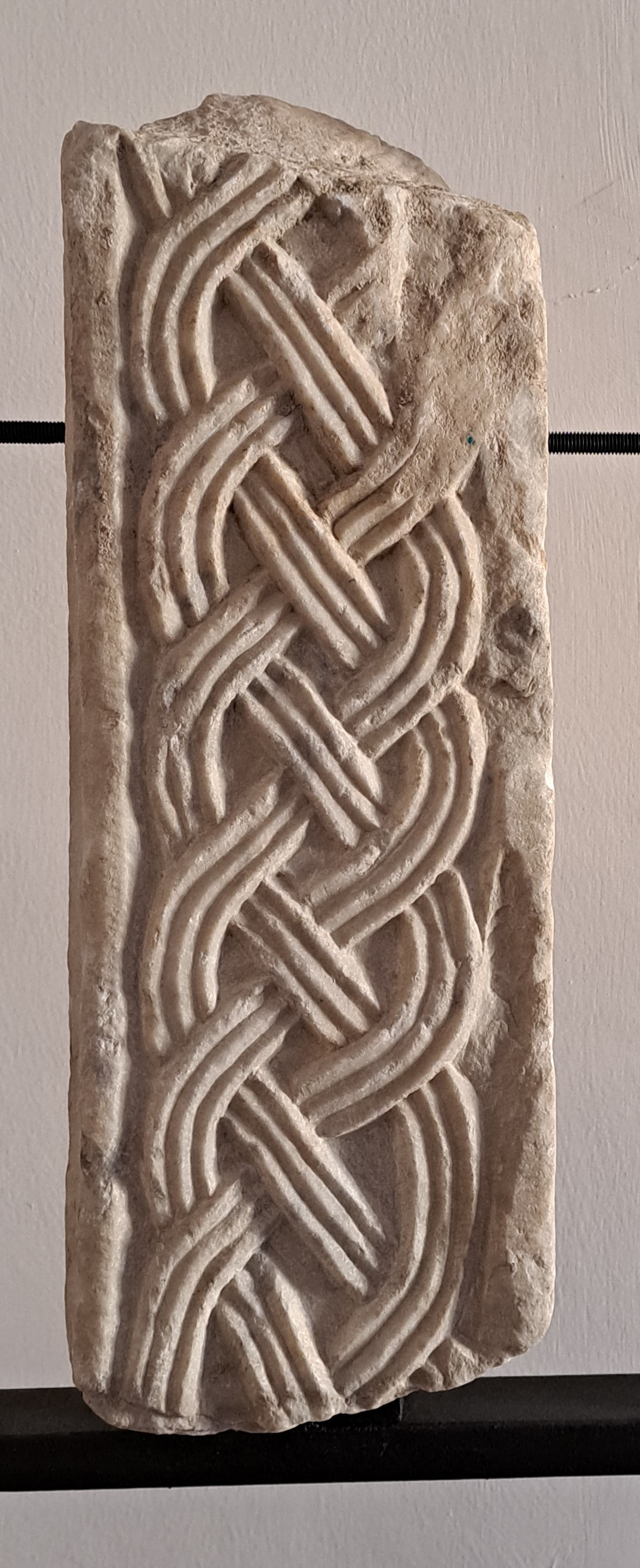 pluteo, frammento - ambito laziale (metà IX)