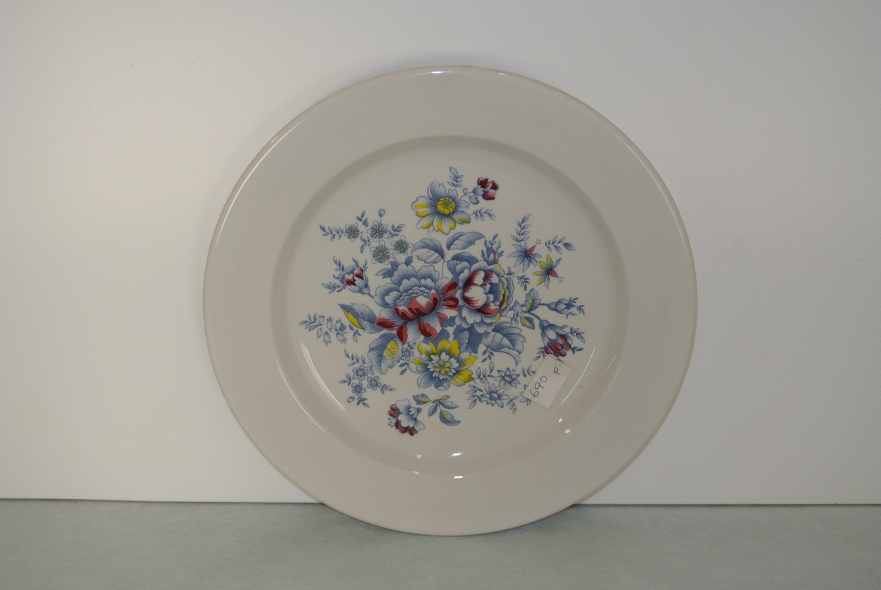 piatto piano, opera isolata - ambito friulano (seconda metà sec. XX)