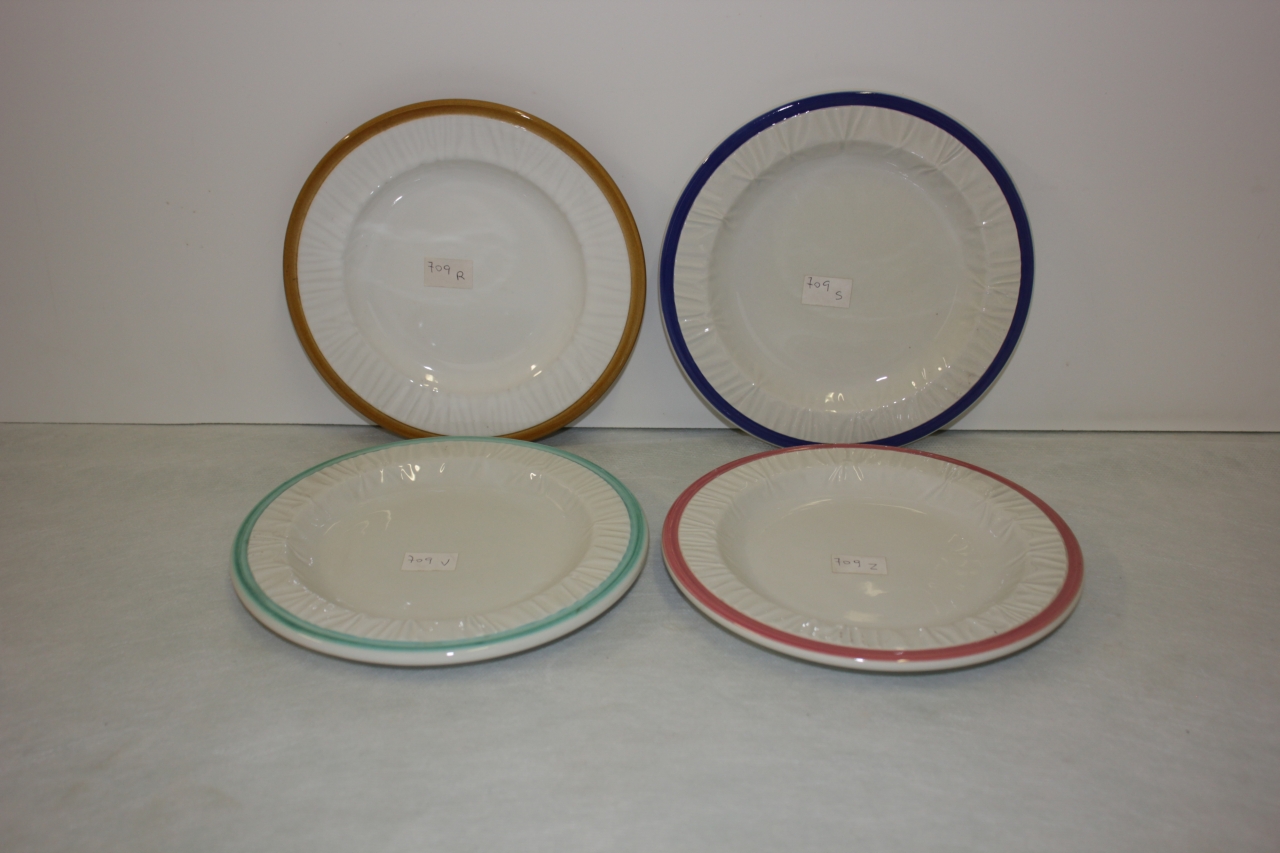 piatto piano, serie - ambito friulano (seconda metà sec. XX)