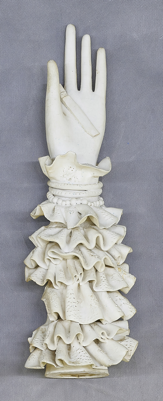Mani (scultura) di Ceramiche Gabbianelli, Ponti, Gio, Fumagalli-Prada (XX secolo)