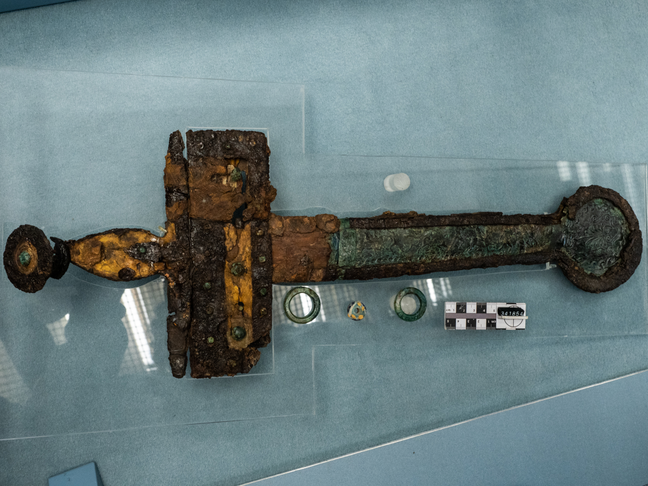 spada/ da parata, Forma 15 di A.E. Remouchamps (inizio SECOLI/ IV a.C)