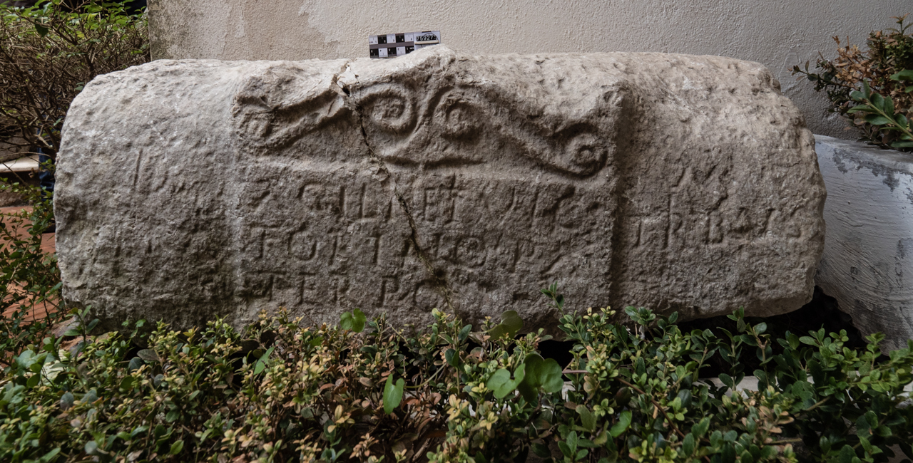 ara/ funeraria, arca lucana - ambito lucano (fine/ inizio II-III)