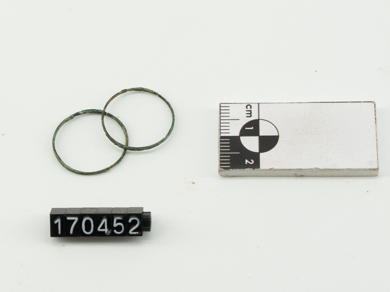 anello/ digitale (prima metà SECOLI/ VI a.C)
